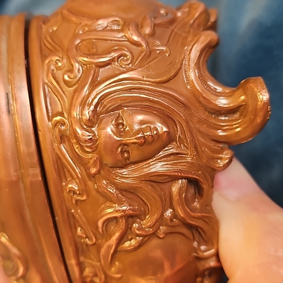 Antique, B & W, Brainard Wilson, Art Nouveau Medium Jewelry Box, Gilded - Picture 8 of 12